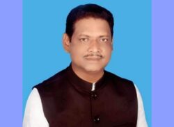 মেধা-দক্ষতায় জনপ্রিয়তার শীর্ষে ইউপি চেয়ারম্যান শাহরিয়ার বাবু