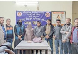 বরিশালে যাত্রীবাহী বাসথেকে ৫ হাজার ইয়াবাসহ দম্পতি আটক