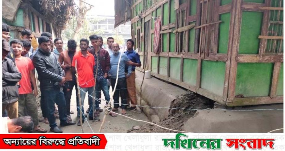 পারিবারিক বিরোধেই বাবুগঞ্জে জোড়া খুন!