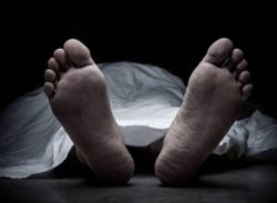 বরিশাল নগরীতে নিজ বাসায় ফাঁস দিয়ে কলেজছাত্রীর আত্মহত্যা