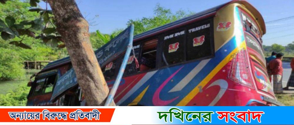 মিনিবাসকে ধা*ক্কা দিল ঢাবির পিকনিক বাস, নি*হত ২