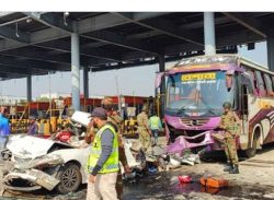 ঢাকা-মাওয়া এক্সপ্রেসওয়েতে দুর্ঘটনা, ৫ জনের মৃত্যু