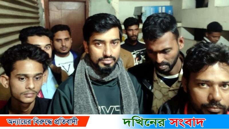 পুলিশ পরিচয়ে চাঁদাবাজি, স্বেচ্ছাসেবক, ছাত্রদলের ২ নেতাসহ নয় জন গ্রেপ্তার
