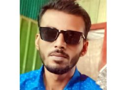 বরগুনায় সিগারেটের ধোঁয়া মুখে ছোড়ার প্রতিবাদ করায় কুপিয়ে হত্যা