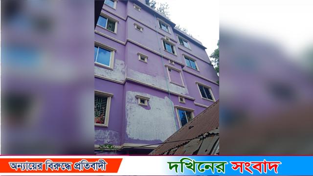 বানারীপাড়ায় ভবনের ছাদ থেকে পড়ে কিশোরী মাদ্রাসা শিক্ষার্থীর মৃত্যু