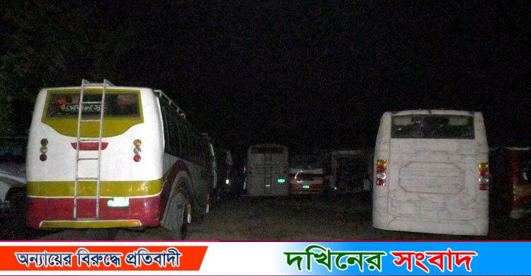 শ্রমিক‌দের মধ্যে হাতাহাতি‌, ভোলা থেকে সব রু‌টে বাস চলাচল বন্ধ