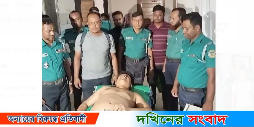 বরিশালে পালিয়ে যাওয়া নিষিদ্ধ ছাত্রলীগ কর্মী ২৪ ঘন্টার মধ্যে ঢাকায় গ্রেপ্তার!